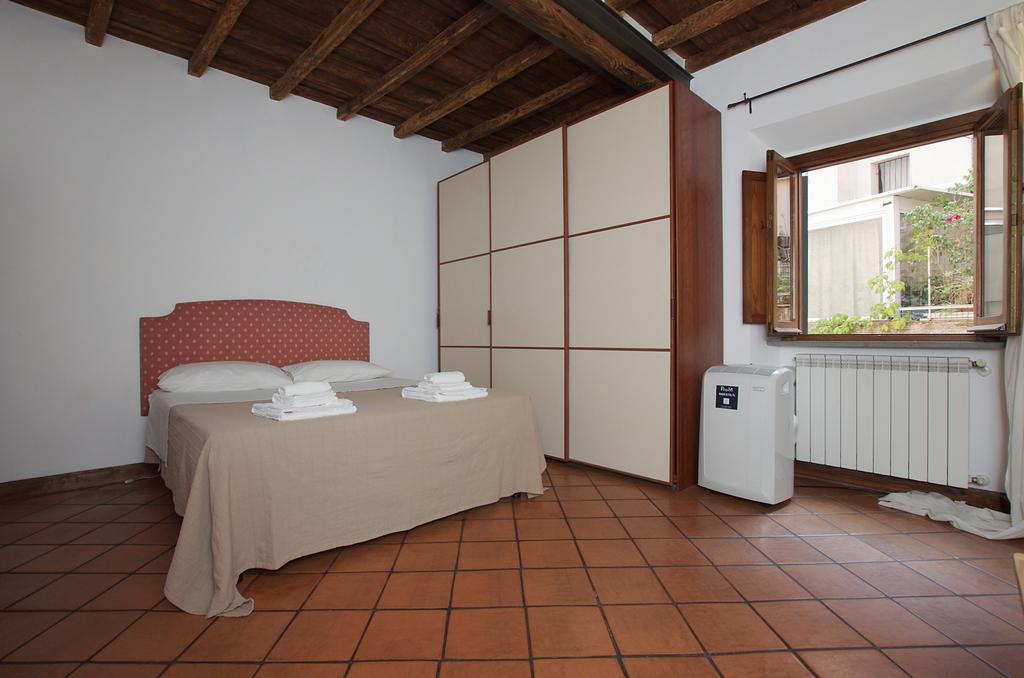 Vacanze Romane Centro Storico Trastevere Apartment Ruang foto