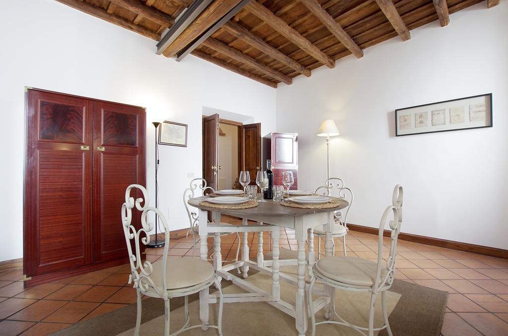 Vacanze Romane Centro Storico Trastevere Apartment Ruang foto